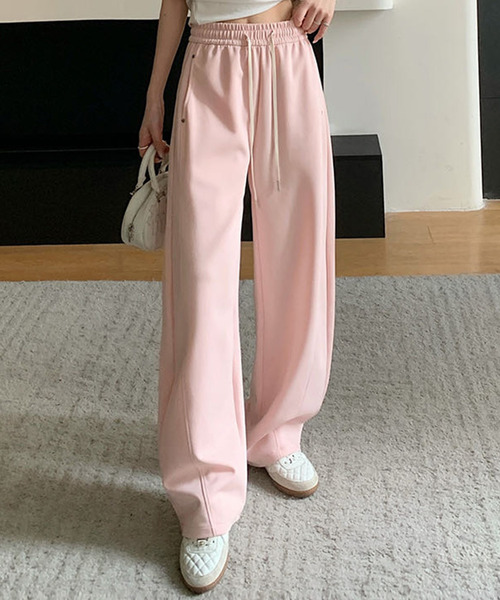 DAY CLOSET(デイ クローゼット)の「【ゴム&紐調節可】程よくルーズでパネルラインできれいめ仕上げ。カーブシルエットカーブパンツ レディース(スウェットパンツ・レディース・グレー/アイボリー/ブラック/ピンク・M/XL/L)」の17枚目の写真