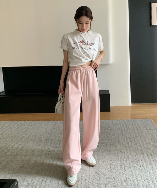 DAY CLOSET(デイ クローゼット)の「【ゴム&紐調節可】程よくルーズでパネルラインできれいめ仕上げ。カーブシルエットカーブパンツ レディース(スウェットパンツ・レディース・グレー/アイボリー/ブラック/ピンク・M/XL/L)」の18枚目の写真