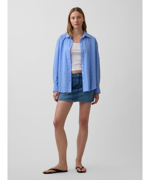 GAP(ギャップ)の「シアサッカー プレイド オーバーサイズシャツ(シャツ/ブラウス・レディース・ライトブルー/レッド系その他・XS/S/M/XXS/L)」の7枚目の写真