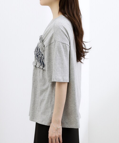grove(グローブ)の「【Lee】SHIRRING H/S TEE(Tシャツ/カットソー・レディース・オフホワイト/チャコールグレー/グレー・02)」の17枚目の写真