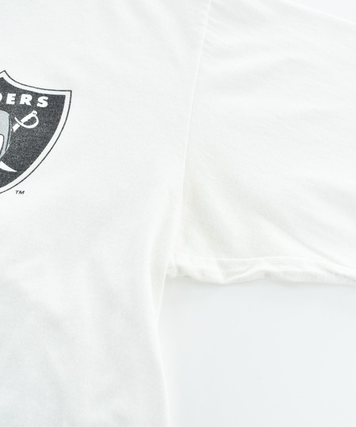 NBA/NFL/NHL/MLB(エヌビーエーエヌエフエルエヌエイチエルエムエルビー)の「【USED】90’s NUTMEG “NFL Las Vegas RAIDERS” Tシャツ USA製(Tシャツ/カットソー・メンズ・ホワイト・X-LARGE)」の11枚目の写真