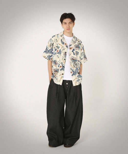 ROCKPSYCHO(ロックサイコ)の「セミワイドカーブデニムパンツ003(デニムパンツ・メンズ・ブラック・MEDIUM/LARGE)」の8枚目の写真