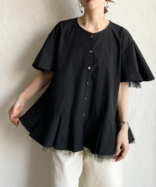 She's Closet(シーズクローゼット)の「半袖 タック チュールレイヤード ペプラム フレアブラウス(シャツ/ブラウス・レディース・ブラック/ホワイト・FREE)」の2枚目の写真