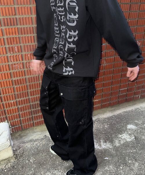 PITCHBLACK（ピッチブラック）の「VERTICAL LOGO LONG SLEEVE TEE (BLACK)（Tシャツ/カットソー・メンズ・その他・MEDIUM/LARGE/X-LARGE）」の7枚目の写真