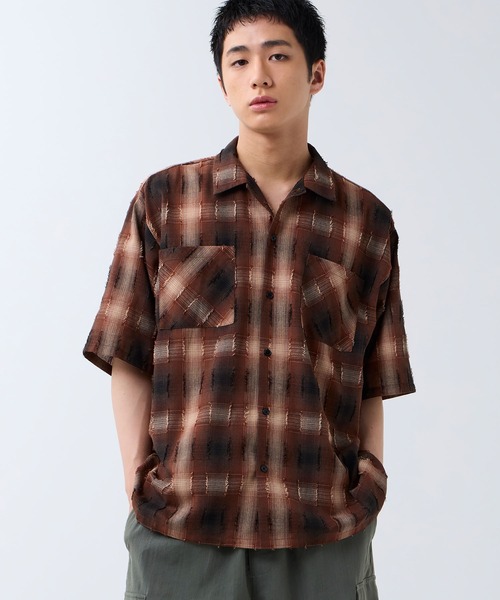 DAWNCE（ダウンス）の「ボックスシルエットチェックシャツ（シャツ/ブラウス・メンズ・ブラウン/ブラック・M/L）」の2枚目の写真