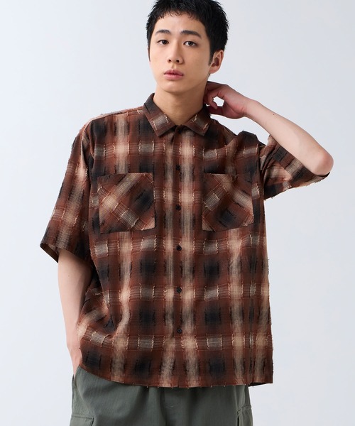 DAWNCE（ダウンス）の「ボックスシルエットチェックシャツ（シャツ/ブラウス・メンズ・ブラウン/ブラック・M/L）」の3枚目の写真