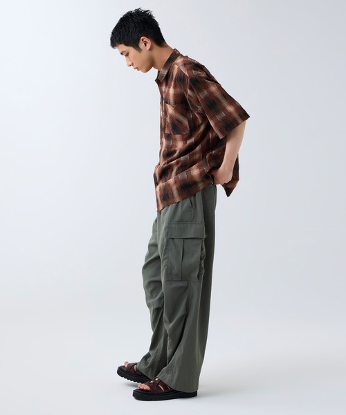 DAWNCE（ダウンス）の「ボックスシルエットチェックシャツ（シャツ/ブラウス・メンズ・ブラウン/ブラック・M/L）」の21枚目の写真