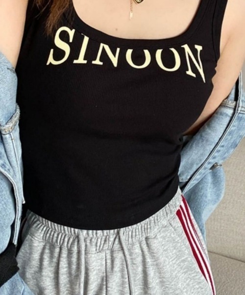 Ritzy(リッツィー)の「カップ付き SINOON ロゴ スクエアネック リブ タンクトップ(タンクトップ・レディース・ホワイト/ブラック/ブルー/モカ・FREE)」の22枚目の写真