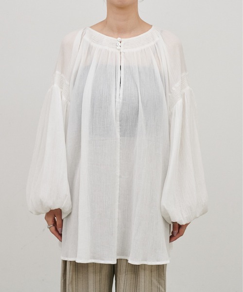LARUTA（ラルータ）の「【LARUTA】前後2WAYシャーリングパフスリーブブラウス（シャツ/ブラウス・レディース・ピンク/ターコイズブルー/アイボリー/ブラウン・FREE）」の11枚目の写真