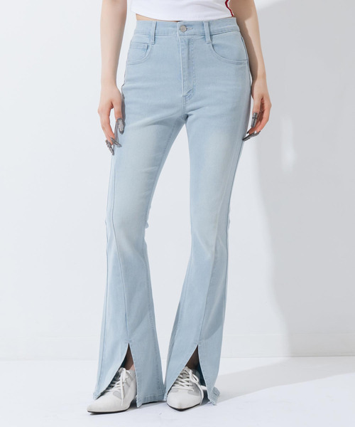ANAP(アナップ)の「センタースリットフレアデニムパンツ(デニムパンツ・レディース・ブルー/クリア・S/M)」の12枚目の写真
