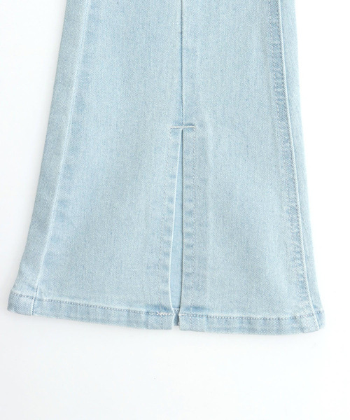 ANAP(アナップ)の「センタースリットフレアデニムパンツ(デニムパンツ・レディース・ブルー/クリア・S/M)」の21枚目の写真
