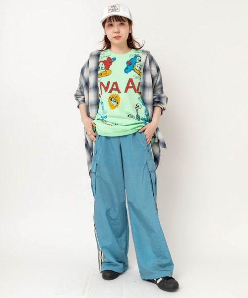 RNA（アールエヌエー）の「R4483 カーゴポケットトラックパンツ（カーゴパンツ・レディース・ホワイト/ブルー/ブラウン・MEDIUM）」の14枚目の写真