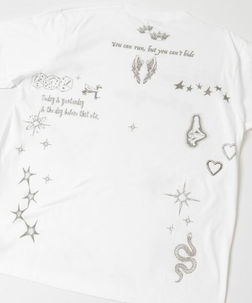 URBAN RESEARCH(アーバンリサーチ)の「Teya TATOO T-SHIRTS(Tシャツ/カットソー・レディース・ホワイト/レッド・SMALL/LARGE)」の7枚目の写真