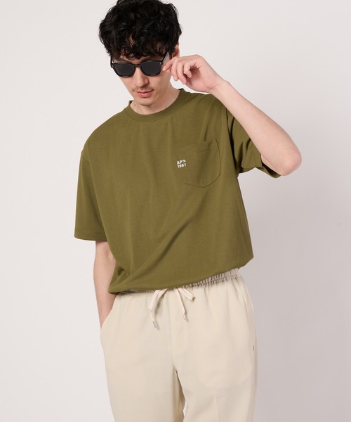 Arnold Palmer（アーノルドパーマー）の「シェア コットンタッチ ミニマルロゴ Tシャツ（Tシャツ/カットソー・レディース・ネイビー/ホワイト/ピンク/カーキ・M/S/L/XS/LL）」の3枚目の写真