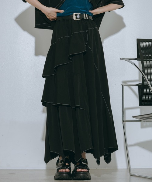 PAGEBOY(ページボーイ)の「ハイショクステッチフリルスカート(スカート・レディース・チャコールグレー/ブラック/レオパード・FREE)」の2枚目の写真