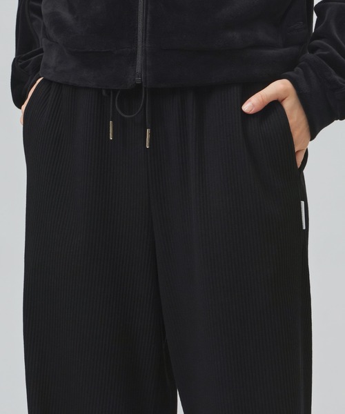 TIGORA（ティゴラ）の「ティゴラ TIGORA 撥水ストレッチリブワイドパンツ（その他パンツ・レディース・チャコールグレー/ブラック・S/XL/L/M）」の18枚目の写真
