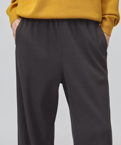 TIGORA（ティゴラ）の「ティゴラ TIGORA 撥水ストレッチリブワイドパンツ（その他パンツ・レディース・チャコールグレー/ブラック・S/XL/L/M）」の8枚目の写真