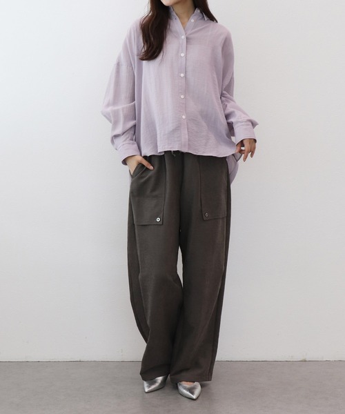Jines(ジネス)の「ナチュラルワッシャーバックフォルムシャツ(シャツ/ブラウス・レディース・ラベンダー/グレー/オリーブ・38)」の16枚目の写真