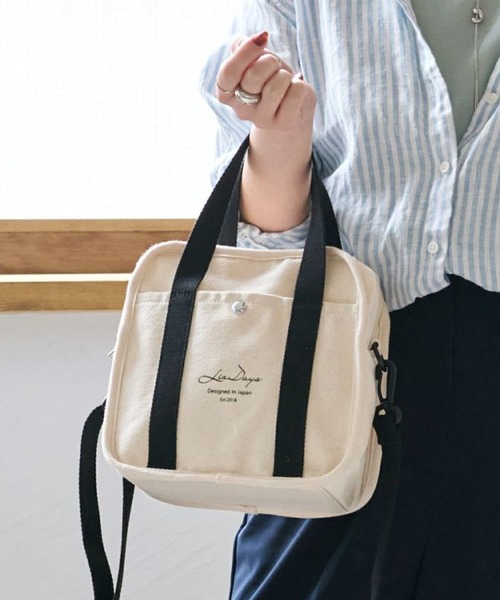 LIZDAYS(リズデイズ)の「LIZDAYS キャンバス2WAYミニトート(ショルダーバッグ・レディース・ブラック系2/ブラック系1/ホワイト系3/ホワイト系2/ホワイト系1/ダークグレー/ライトブラウン/ベージュ系1・FREE)」の9枚目の写真