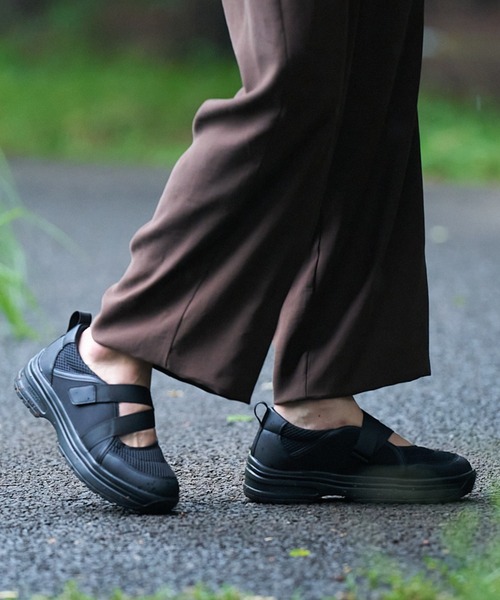 STANDOOL TOKYO(スタンドゥール)の「≪UNISEX≫ +6.5cmヒールアップサンダルスニーカー/Heel Up Sandal Sneaker 【CIELA/シエラ】(サンダル・メンズ・グレー系その他/ブラック・22.5cm/23.5cm/24.5cm/25.5cm/26.5cm/27.5cm)」の8枚目の写真