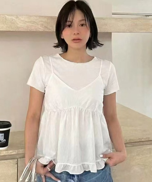 DAY CLOSET(デイ クローゼット)の「【2WAYバッククロス/セットアップ】ペプラムキャミソール+スムースニットTシャツ アンサンブル2点セット レディース(キャミソール・レディース・ホワイト/ブラック/サックスブルー・FREE)」の7枚目の写真