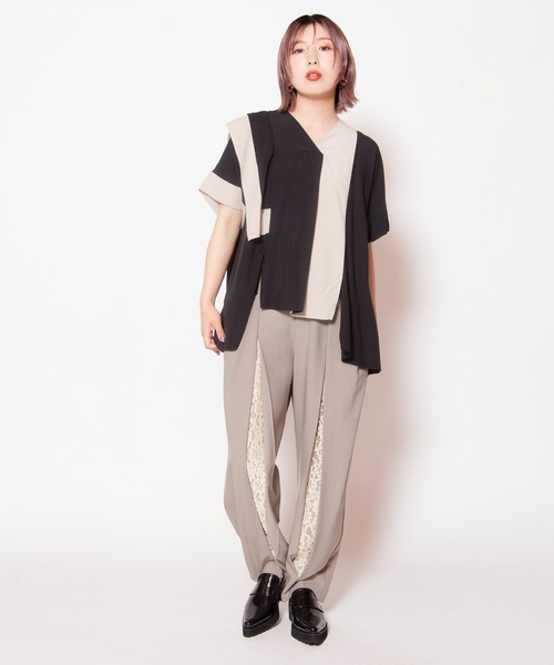 OSMOSIS(オズモーシス)の「アシンメトリーバイカラー切替ブラウス(シャツ/ブラウス・レディース・ライトベージュ/ブラウン/ネイビー・ONE SIZE)」の19枚目の写真