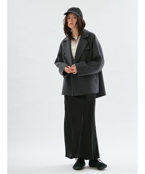 emmi(エミ)の「アシンメトリードレープカットソー(Tシャツ/カットソー・レディース・ブラウン/ブラック/オフホワイト・F)」の4枚目の写真