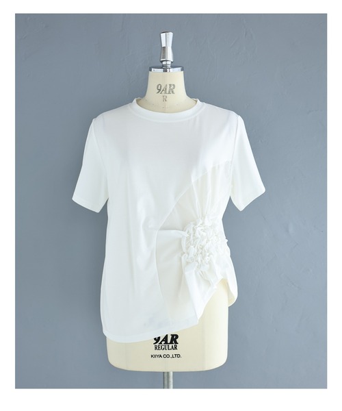 cawaii(カワイイ)の「紫陽花シャーリングTシャツトップス(シャツ/ブラウス・レディース・ホワイト/ブラック・FREE)」の4枚目の写真