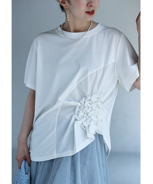 cawaii(カワイイ)の「紫陽花シャーリングTシャツトップス(シャツ/ブラウス・レディース・ホワイト/ブラック・FREE)」の13枚目の写真