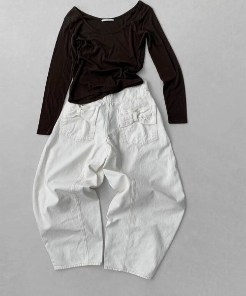 almo（アルモ）の「【LAMPOON】リボンポケットカーブデニムパンツ（デニムパンツ・レディース・ブラック/ホワイト・SMALL/MEDIUM/LARGE）」の5枚目の写真