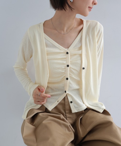 andme(アンドミー)の「レイヤード風ギャザー長袖トップス(Tシャツ/カットソー・レディース・ブラック/ブラウン/アイボリー・M)」の22枚目の写真