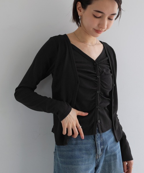 andme(アンドミー)の「レイヤード風ギャザー長袖トップス(Tシャツ/カットソー・レディース・ブラック/ブラウン/アイボリー・M)」の14枚目の写真