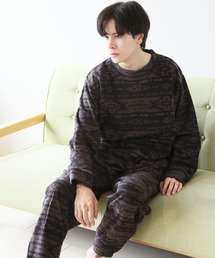 ARCADE（アーケード）の「HIGHQUALITY FLEECE 暖か軽量 ハイクォリティ フリース 上下 セットアップ ルームウエア（ルームウェア/パジャマ）」