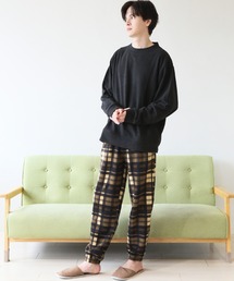 ARCADE（アーケード）の「HIGHQUALITY FLEECE 暖か軽量 ハイクォリティ フリース 上下 セットアップ ルームウエア（ルームウェア/パジャマ）」