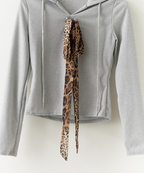 AO2(アオズ)の「Leopard Tie Food Long TEE /レオパード柄タイ付フードロンT 夏物 夏服(Tシャツ/カットソー・レディース・グレー・FREE)」の3枚目の写真