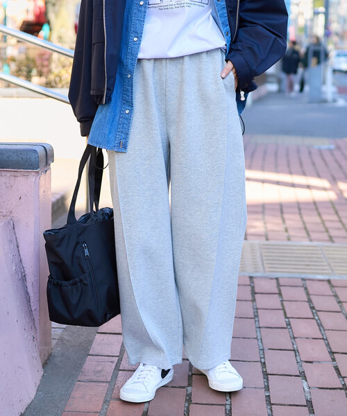 FREAK'S STORE(フリークスストア)の「ボンディングカーブワイドパンツ(スウェットパンツ・レディース・チャコール/グレー/オフホワイト・MEDIUM/SMALL)」の3枚目の写真