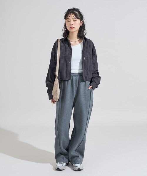 FREAK'S STORE(フリークスストア)の「ボンディングカーブワイドパンツ(スウェットパンツ・レディース・チャコール/グレー/オフホワイト・MEDIUM/SMALL)」の21枚目の写真