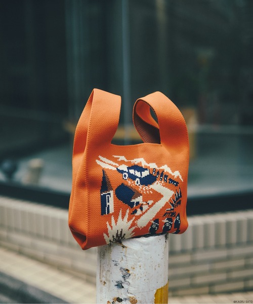 BAYFLOW(ベイフロー)の「【KAORU SATO×BAYFLOW】アートジャガードニットトートBAG(WEB限定)(トートバッグ・レディース・オレンジ・0)」の6枚目の写真
