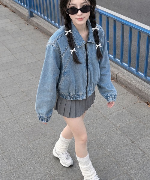 HOOK（フック）の「HOOK for girls ギャザーショートデニムブルゾン（デニムジャケット・レディース・ブルー・S）」の8枚目の写真