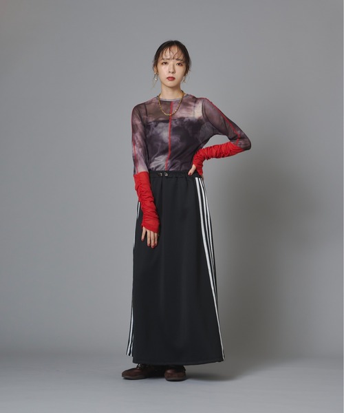 terrace（テラス）の「袖口配色プリントチュールシアートップ（その他トップス・レディース・ブラック/モカ/グレイッシュベージュ・FREE）」の18枚目の写真
