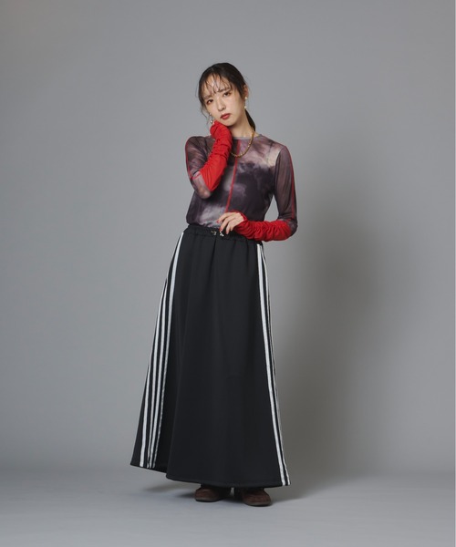 terrace（テラス）の「袖口配色プリントチュールシアートップ（その他トップス・レディース・ブラック/モカ/グレイッシュベージュ・FREE）」の19枚目の写真