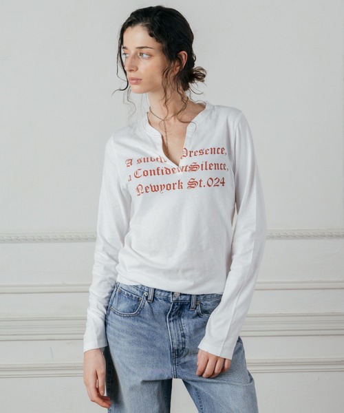 CREDONA｜クレドナのTシャツ/カットソー（ホワイト/白色系・Vネック