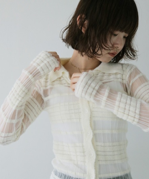 cheriella(シェリエラ)の「【cheriella】シアーボーダーポロニット SHEER BORDER POLO KNIT(ニット/セーター・レディース・ブラック/オフホワイト・FREE)」の11枚目の写真