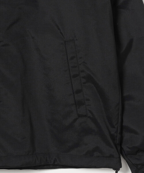 THE NORTH FACE(ザノースフェイス)の「限定展開 THE NORTH FACE/ザ・ノース・フェイス THE COACH JACKET / ザ コーチジャケット / NP72552(ナイロンジャケット・メンズ・ベージュ/ブラック・LARGE/XX-LARGE/X-LARGE/MEDIUM)」の5枚目の写真