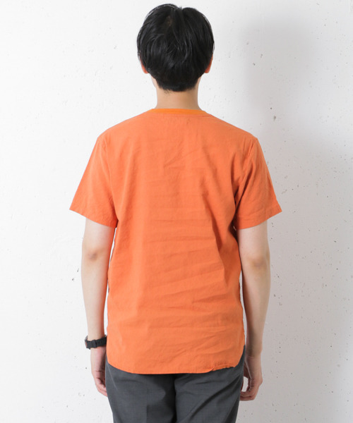 URBAN RESEARCH DOORS MENS（アーバンリサーチ ドアーズ メンズ）の「DOORS ストレッチリネン布帛Tee（シャツ/ブラウス・メンズ・アイボリー/オレンジ/ブルー系その他/ネイビー・40/38）」の17枚目の写真