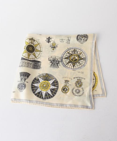 BEAUTY&YOUTH UNITED ARROWS（ビューティーアンドユースユナイテッドアローズ）の「＜manipuri＞コンパスプリント シルクスカーフ◆（バンダナ/スカーフ・レディース・オフホワイト/モカ/ネイビー・FREE）」の2枚目の写真