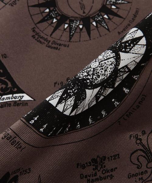 BEAUTY&YOUTH UNITED ARROWS（ビューティーアンドユースユナイテッドアローズ）の「＜manipuri＞コンパスプリント シルクスカーフ◆（バンダナ/スカーフ・レディース・オフホワイト/モカ/ネイビー・FREE）」の6枚目の写真