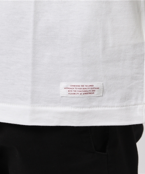 DELUXE(デラックス)の「DELUXE デラックス 別注 半袖 Tシャツ ARMY TEE(Tシャツ/カットソー・メンズ・ホワイト/オリーブ・L/M)」の4枚目の写真