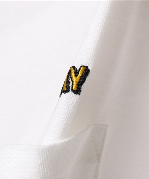 DELUXE(デラックス)の「DELUXE デラックス 別注 半袖 Tシャツ ARMY TEE(Tシャツ/カットソー・メンズ・ホワイト/オリーブ・L/M)」の5枚目の写真