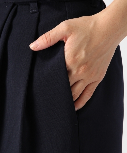 HARE（ハレ）の「アシメラップクロップドパンツ(HARE)（その他パンツ・レディース・グレー系その他/ネイビー/レッド系その他/グレー・SMALL/MEDIUM）」の6枚目の写真